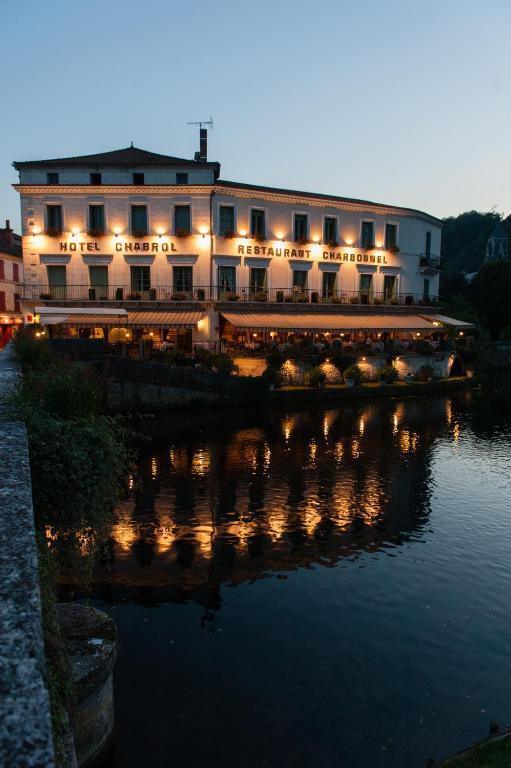 Hotel Restaurant Charbonnel Brantome Exterior photo